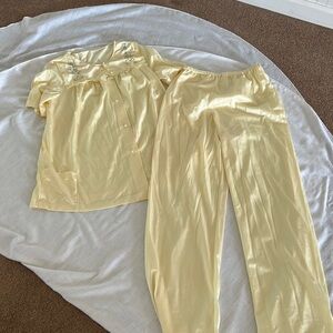 Vintage Shadowline 3 Piece Pajama and Robe  Set